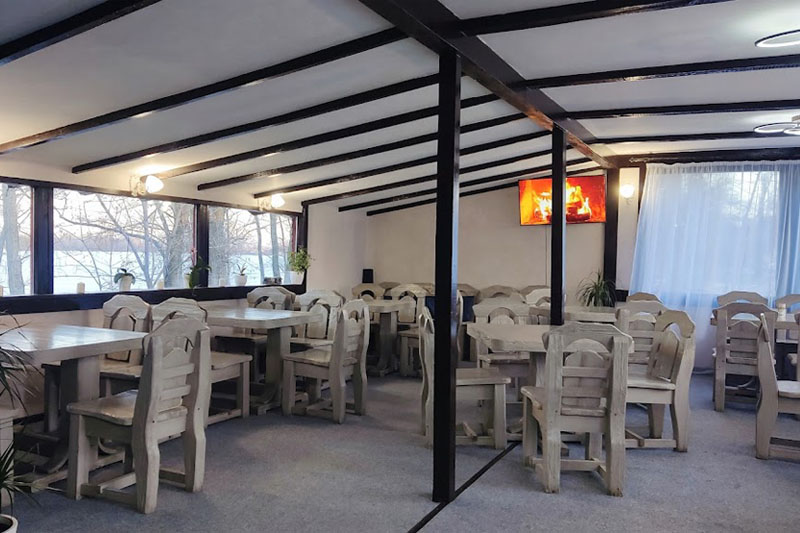 П`ЯНА ЖАБКА - весела пивна кнайпа на Корчуватому (інтер'єр)